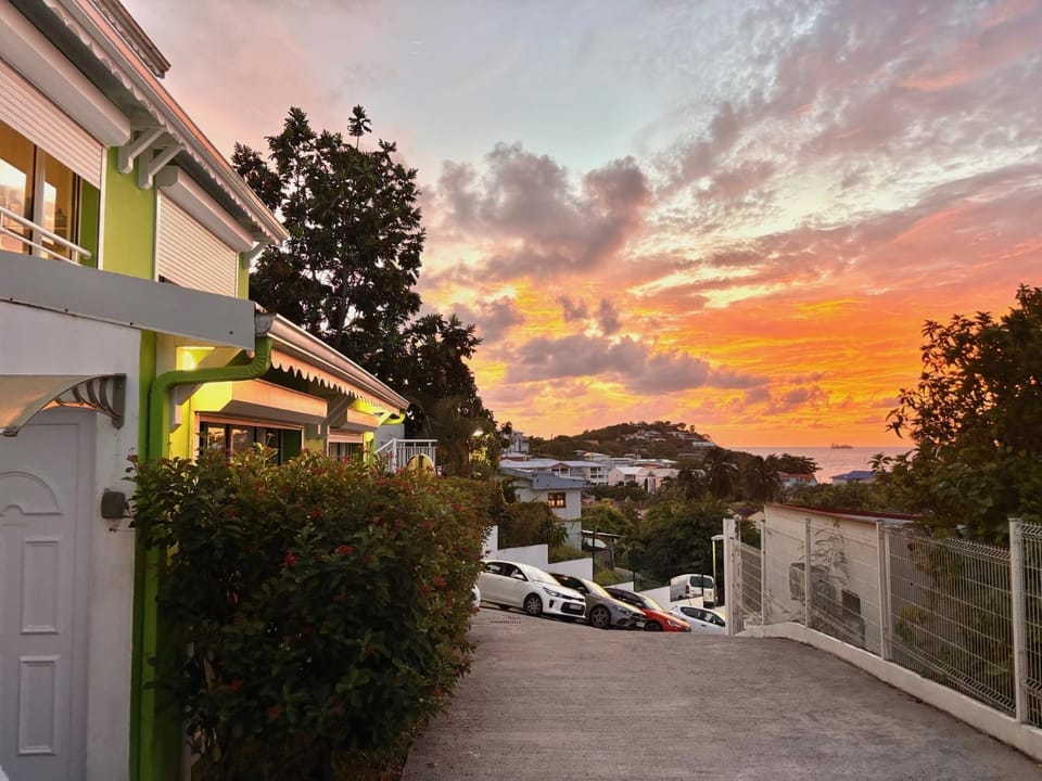 Property building, Sunset, Parking