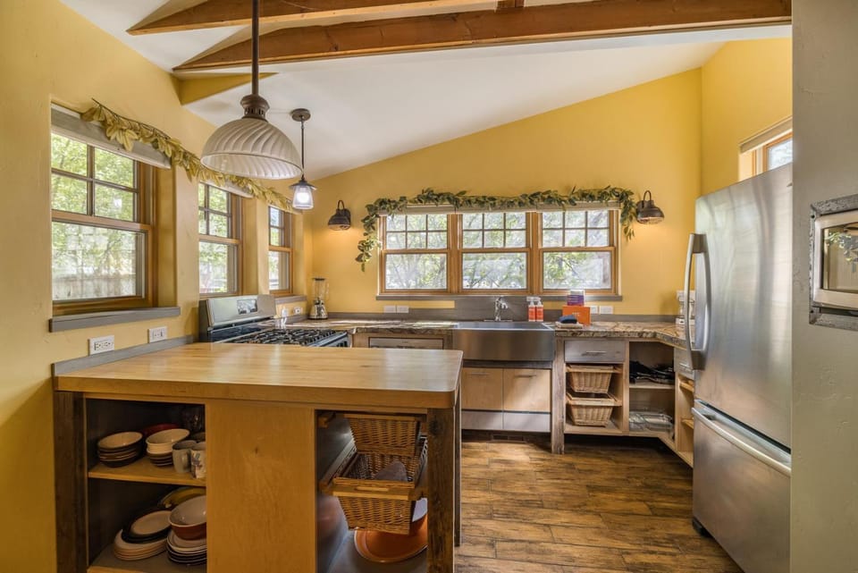 Creekside 61 East - 2BR House in Moab