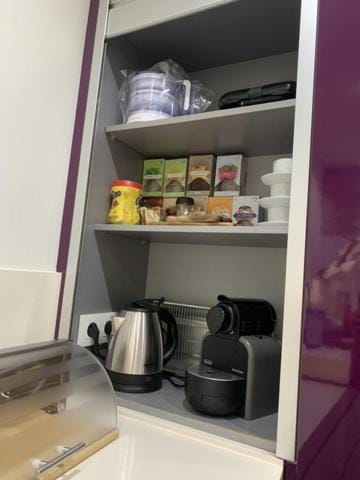Coffee/tea facilities, Kitchen or kitchenette, toaster