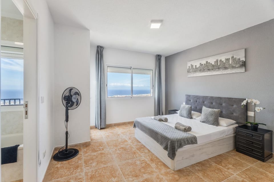 Living room, Bedroom