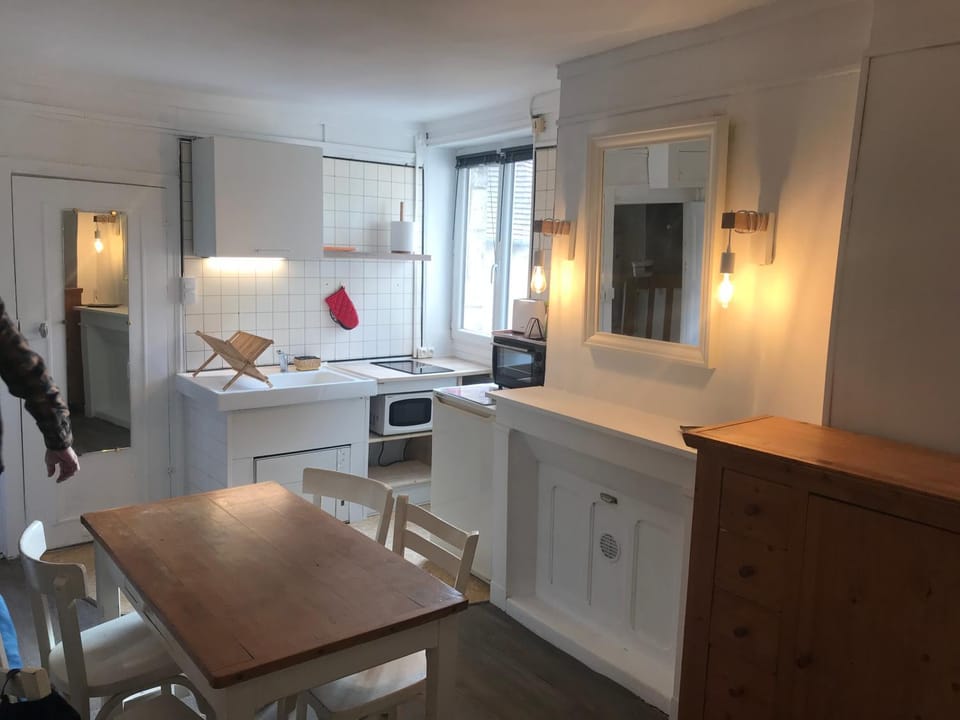Kitchen or kitchenette, Dining area, dishwasher, pet friendly, toaster
