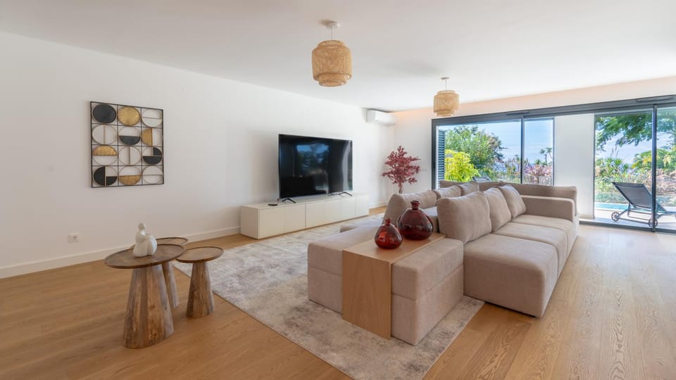 Acqua Sensation Suites by LovelyStay Apartment in Funchal