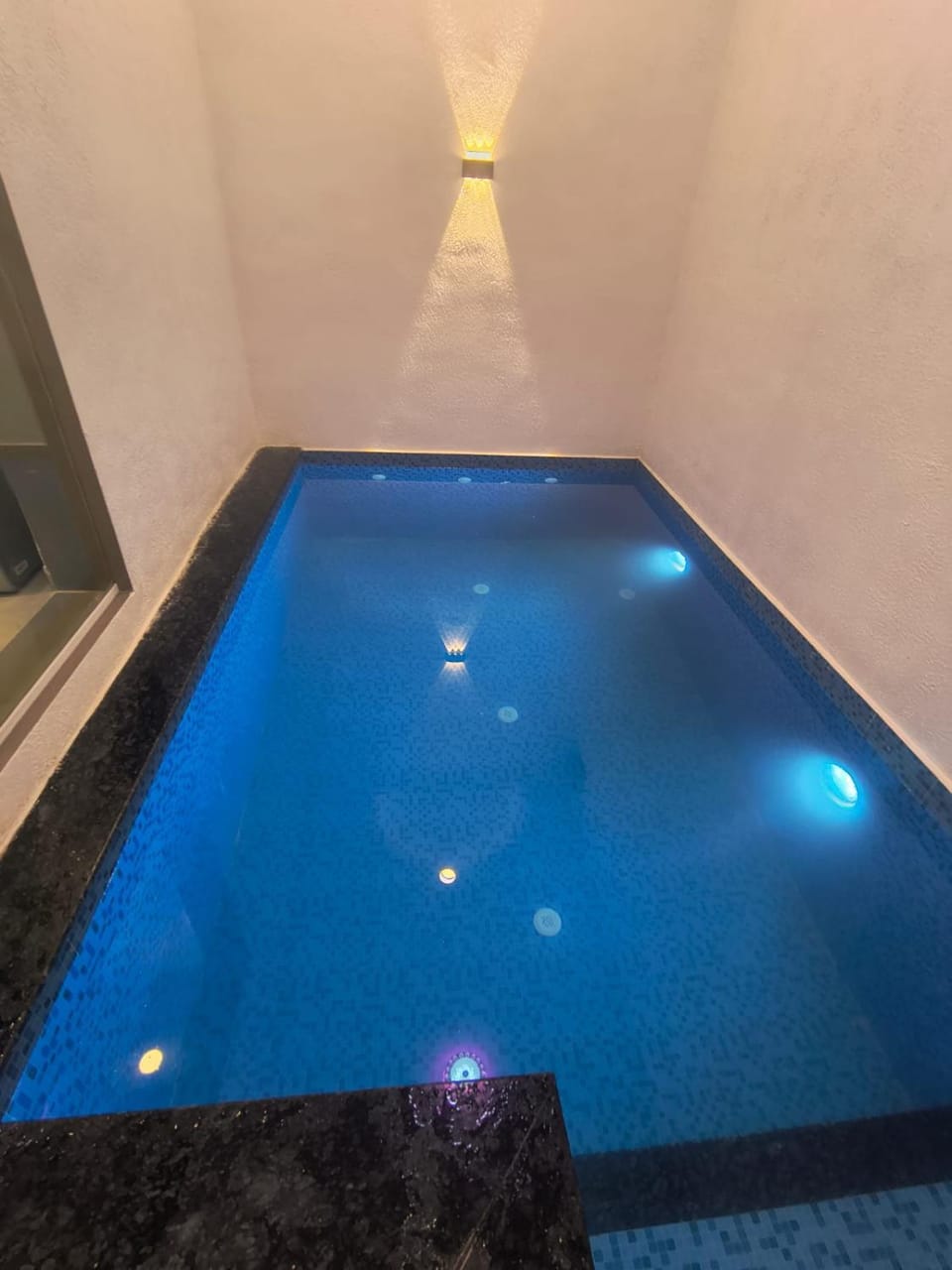 The Royal Ascot Holiday Home Room with attached indoor private pool Inn in Alibag