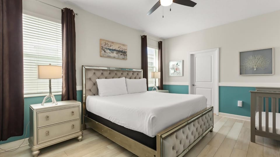 Spacious 8BR Home w Pool Cinema & Resort Access House in Four Corners