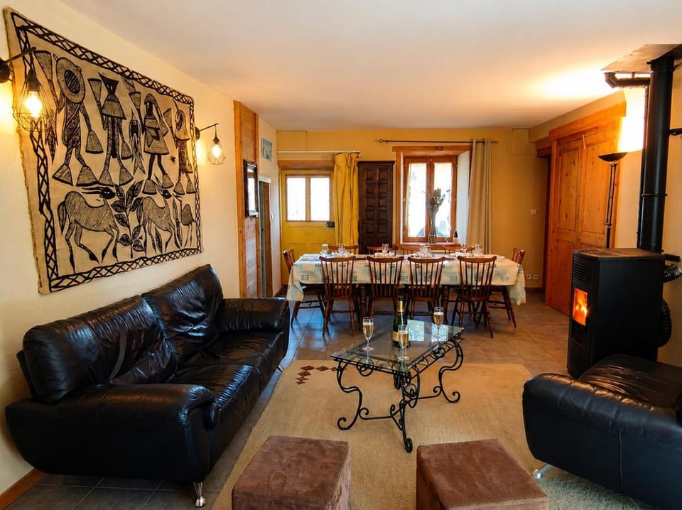 Grand Chalet Allemond Huez Chalet in Oz