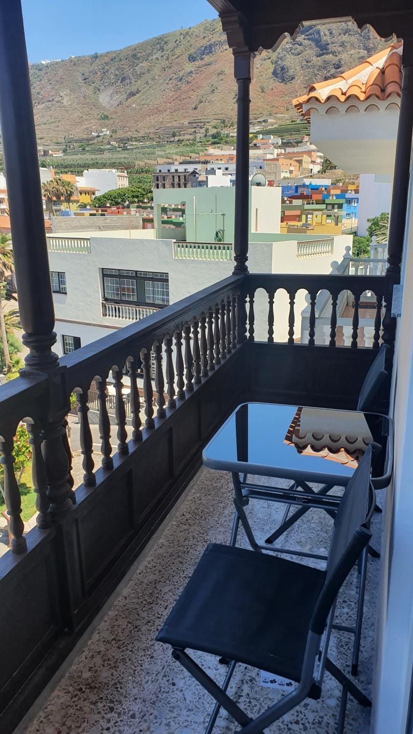 Balcony/Terrace, Mountain view