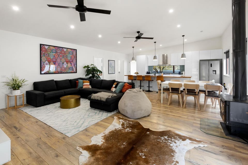Hooked on Doon House in Bonnie Doon
