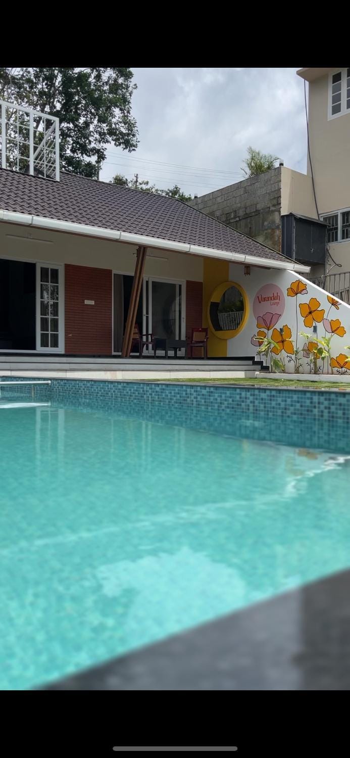 The VARANDAH LOUNGE 2BHK PRIVATE POOL VILLA VAGAMON Apartment in Kerala