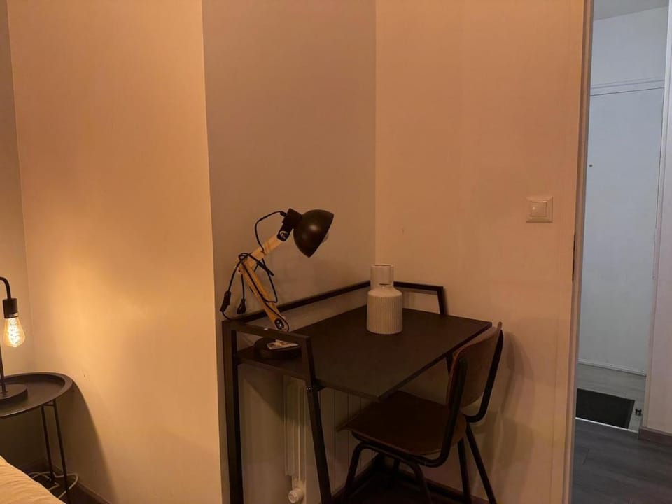 L'Industrielle - Cozy & central - Close to train station Apartment in Nouvelle-Aquitaine