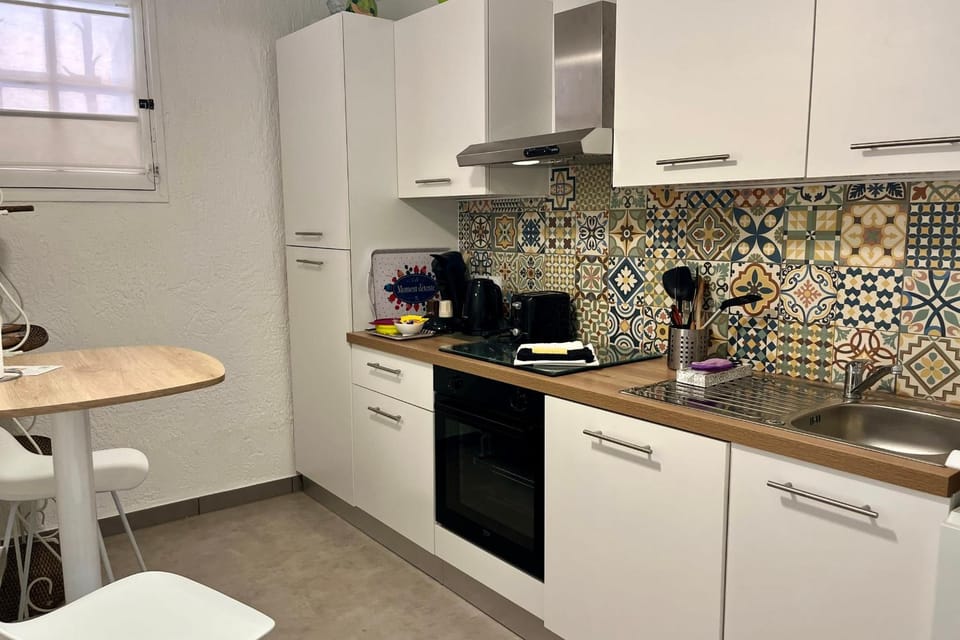 "LA PIOL" apartment in the heart of Hyères Apartment in Hyères