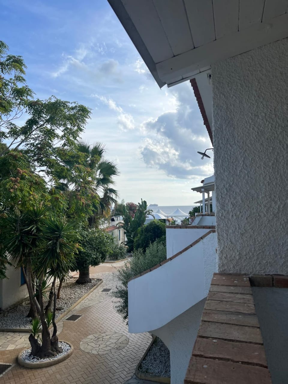 Property building, Day, Natural landscape, View (from property/room), Balcony/Terrace, Sea view
