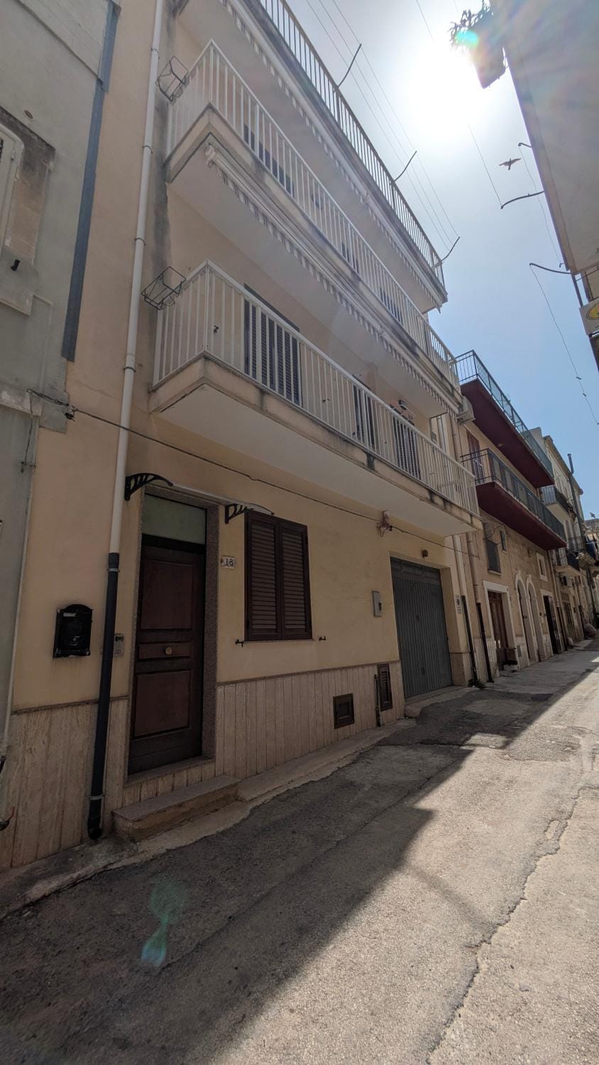 Property building, Street view