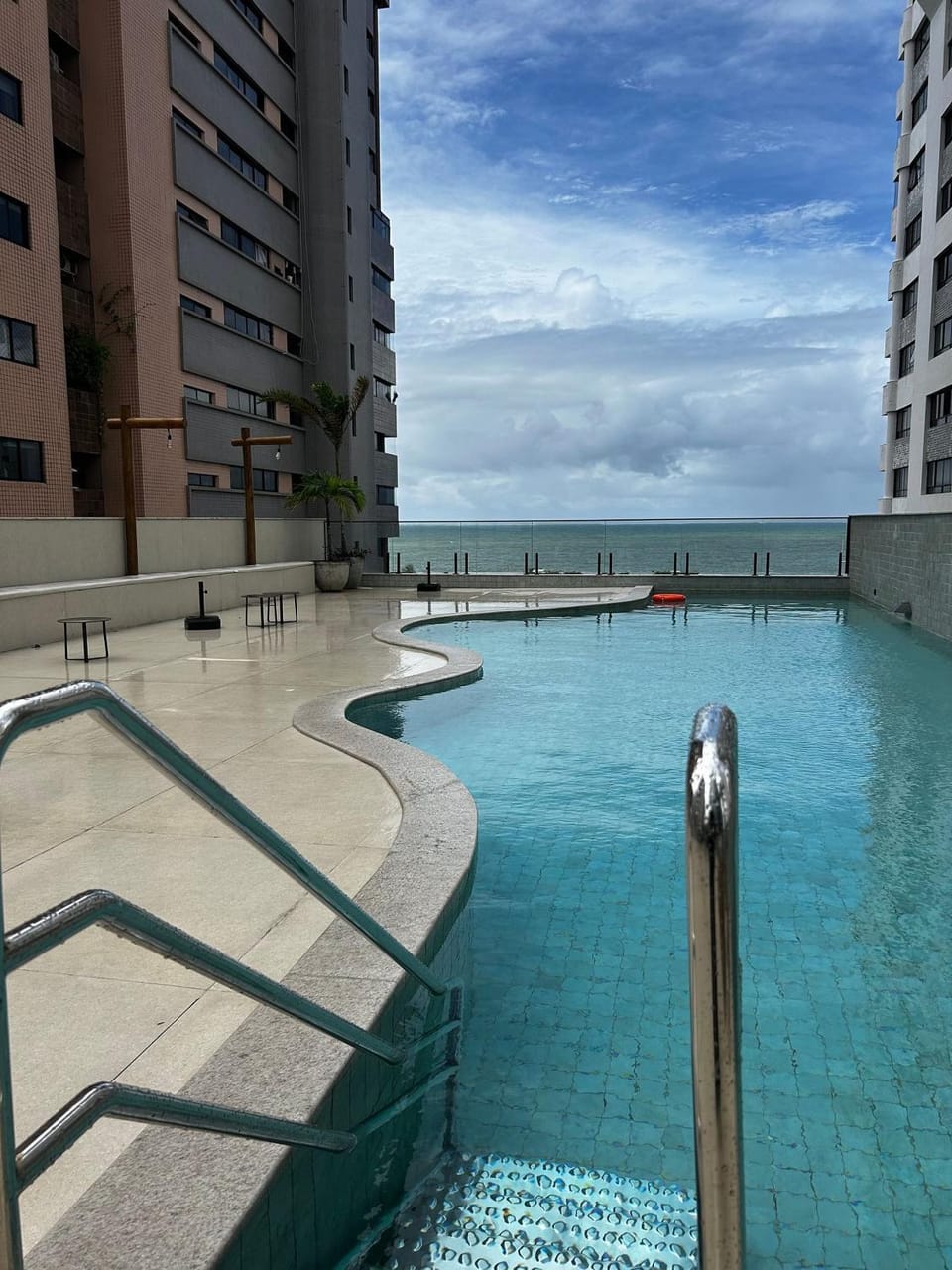 Beach Class Executive - Flats no Pina por Yolo House in Recife