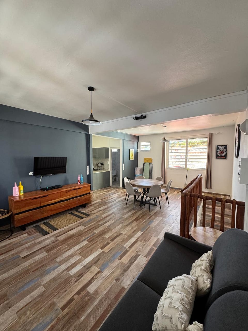 Communal lounge/ TV room, Living room, Dining area