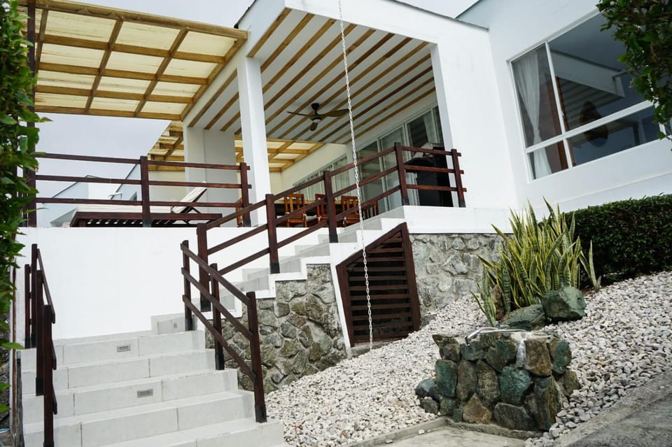 Hermosa casa el Jama Campay con Piscina Privada House in Manabí Province