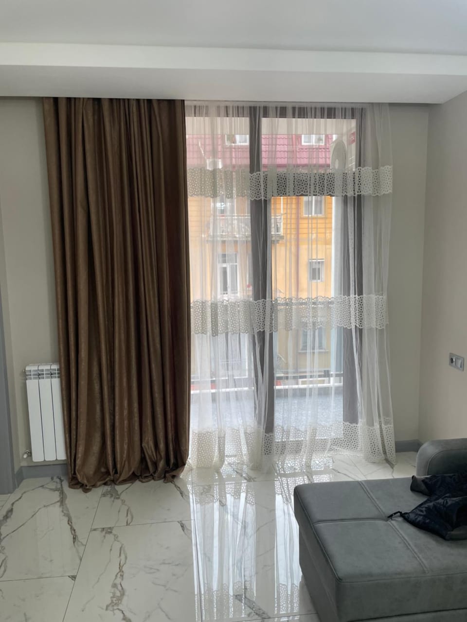 Living room, Seating area, internet