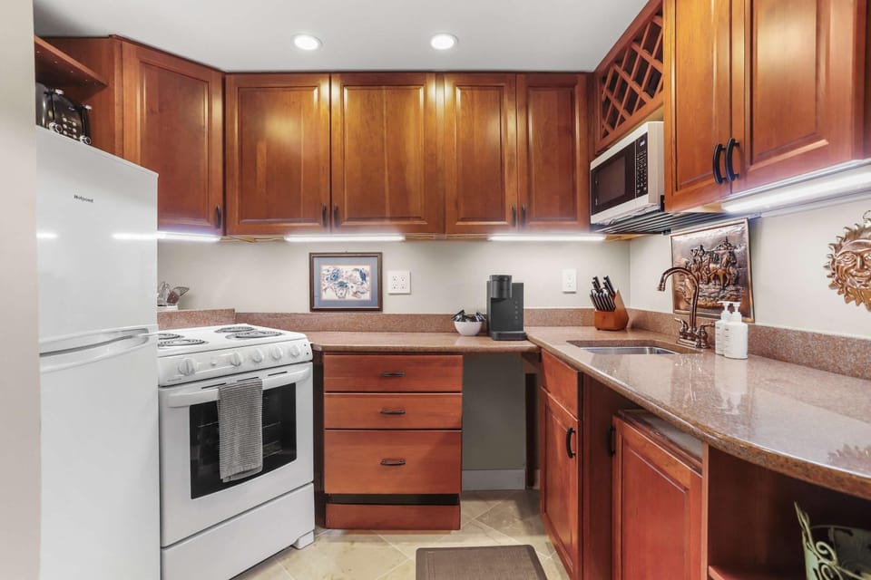 Sojourn Warm Capitol Hill Stay Near Eastern Market Apartment in Capitol Hill