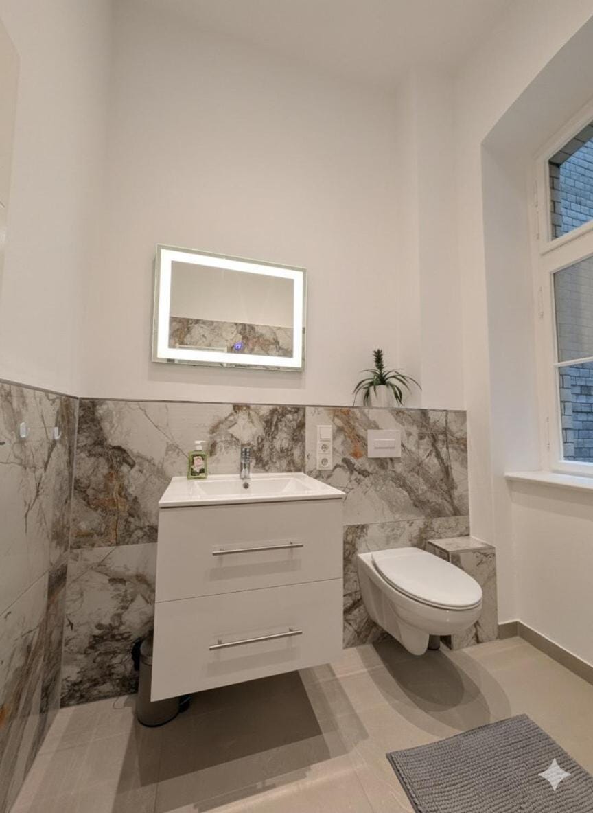 Toilet, Bathroom