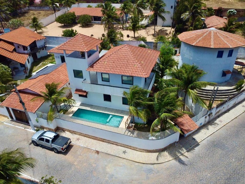 Bird's eye view, Pool view, Street view, Swimming pool, Location
