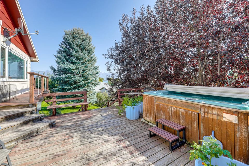 Hot Tub, Views & Private Dock: Polson Haven! House in Flathead Lake