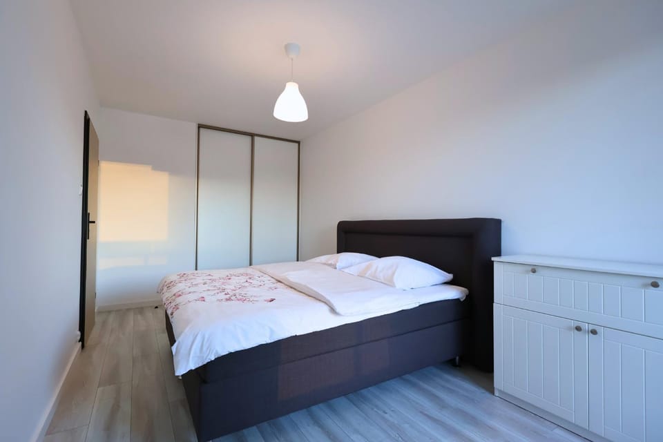 Apartament #Grabskiego nad Wisłokiem FV Parking Balkon by APARTAMENTY OKAZJA Apartment in Poland
