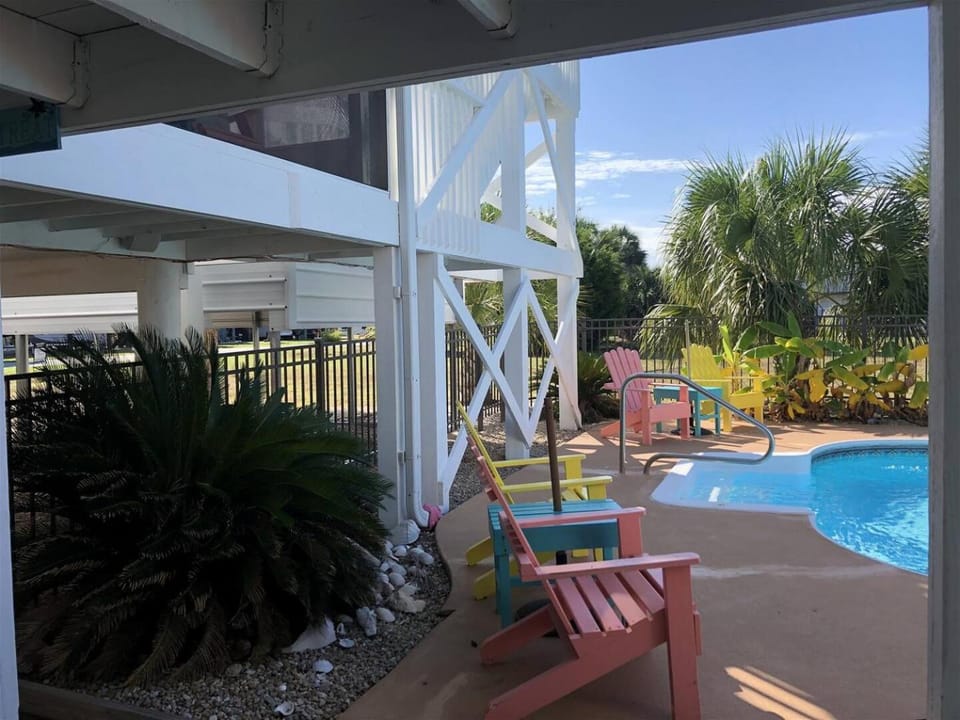 Sardegna- pooldock home by Mashes Sands Beach! House in Florida