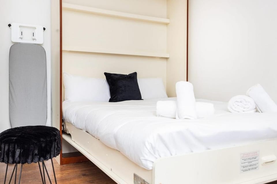 Comfy Studio for Small Groups West London Apartment in City of Westminster