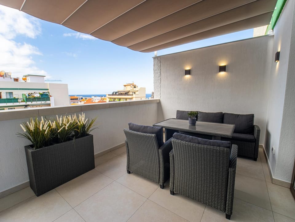 Patio, View (from property/room), Balcony/Terrace