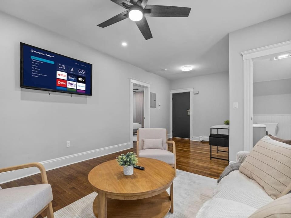 Luxury 3BR apt in Boston with Free Parking Apartment in Boston