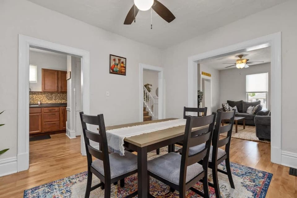 Plush 4BR Retreat Patio & Parking House in Pittsburgh