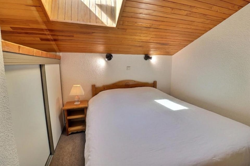 Résidence Pralin - 2 PIÉCES CABINE DUPLEX SUR LES PISTES - PROCHES DES COMMERCES MAE-9374 Cabin in Les Allues