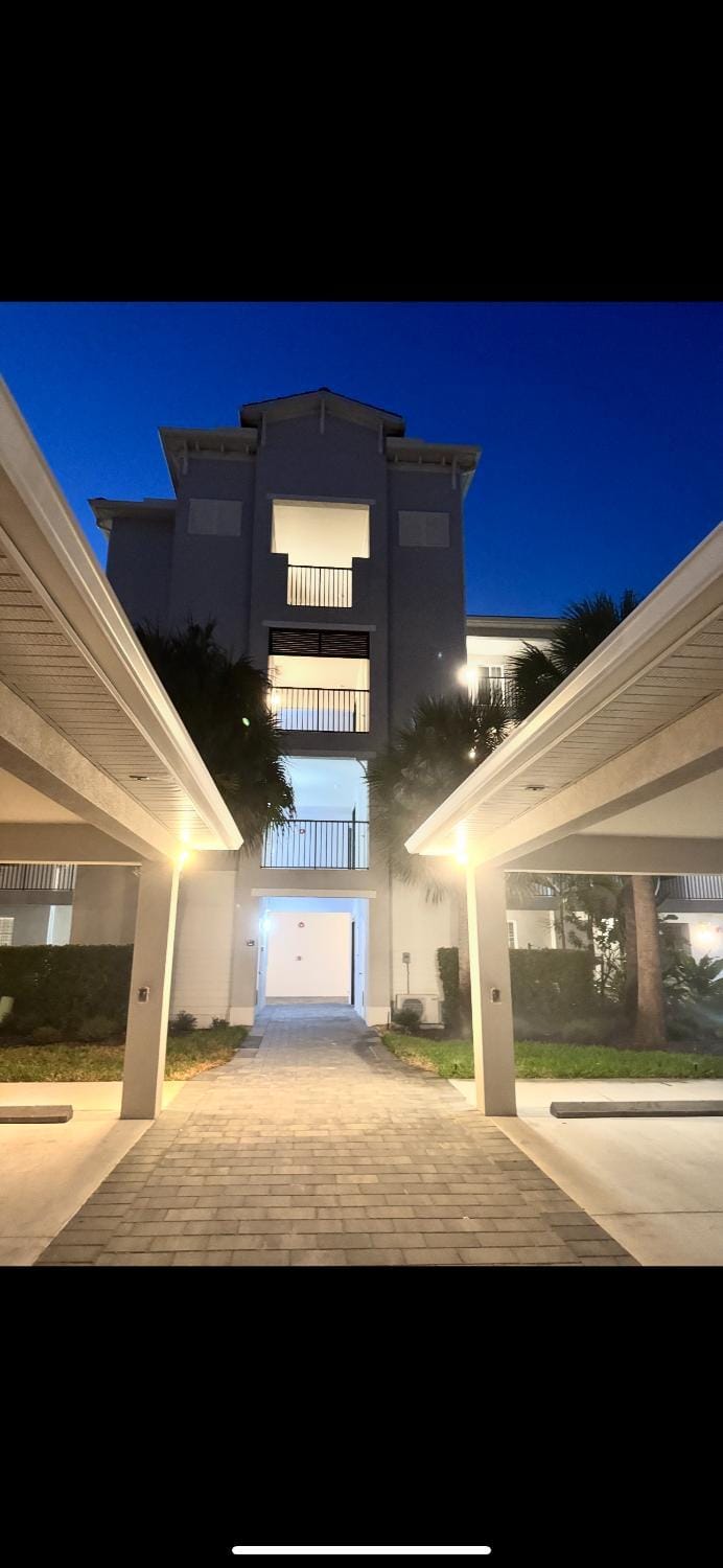 Third-Floor National Golf Course Condo 3BR 2BA, Full Amenities & Ave Maria Access Apartment in Collier County