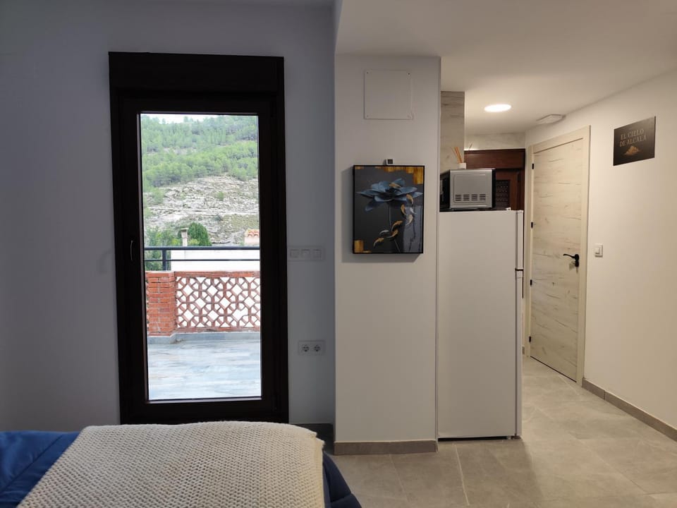 View (from property/room), Photo of the whole room, City view, Mountain view