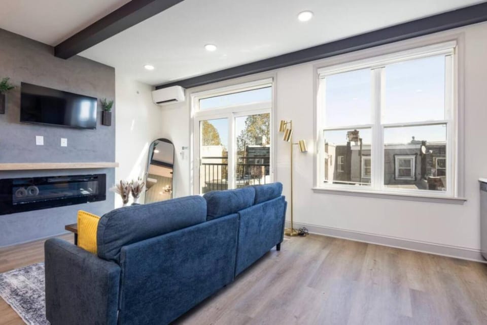 1 BR Across from Fairmount Park -10 mins to DT (D) Apartment in Philadelphia