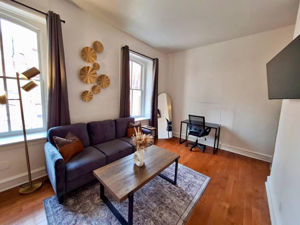 Brand New Center City 1BR with King Bed and Fast WiFi Apartment in Philadelphia