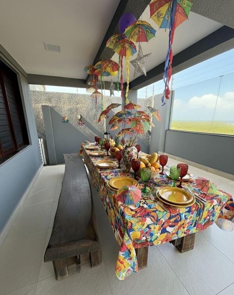 Food and drinks, Dining area