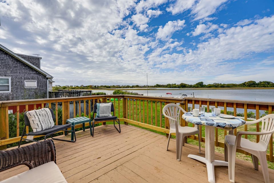 Dock + Water Access: Charlestown Beach Escape! House in Charleston