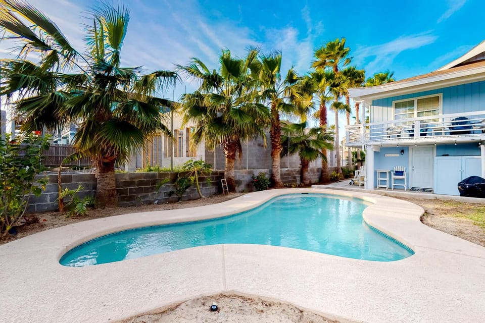 Lazy Seagull Beach House - Downstairs House in South Padre Island