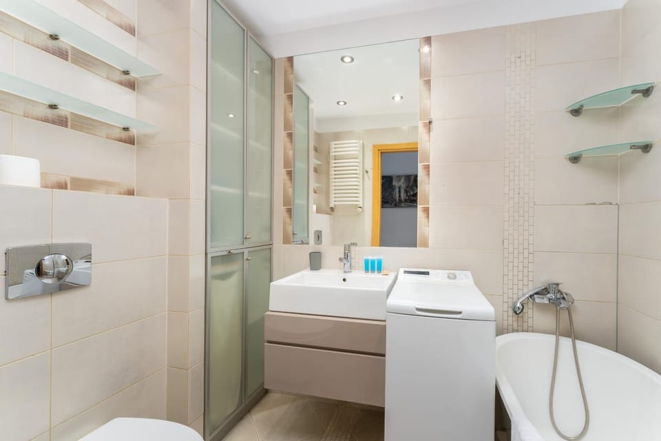 Toilet, Bathroom, Bath