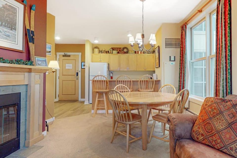 Long Trail House - 230 Apartment in Winhall