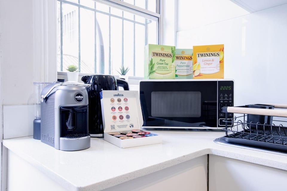 Coffee/tea facilities, Kitchen or kitchenette