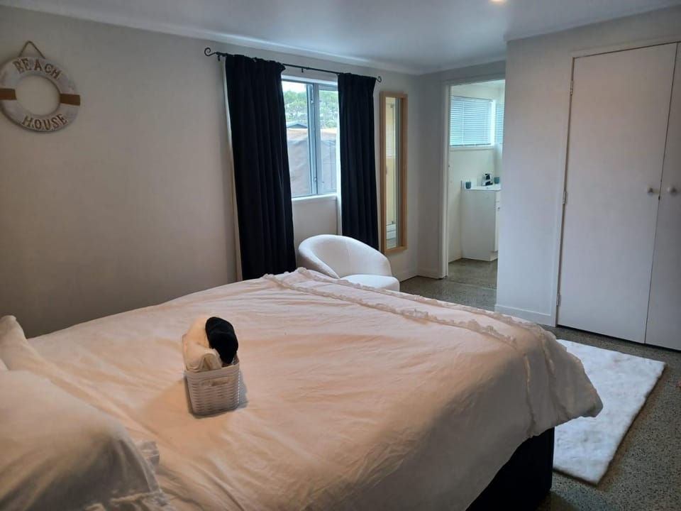 Cosy Cottage Bed and Breakfast in Northland