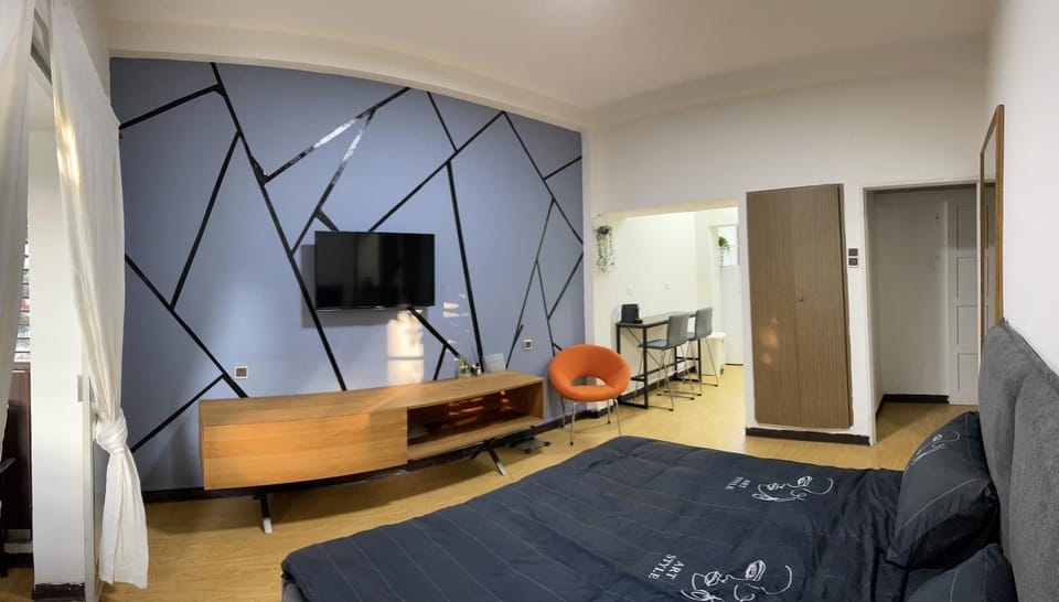 Bat Galim BEACH- Mirror apartment Apartment in Haifa