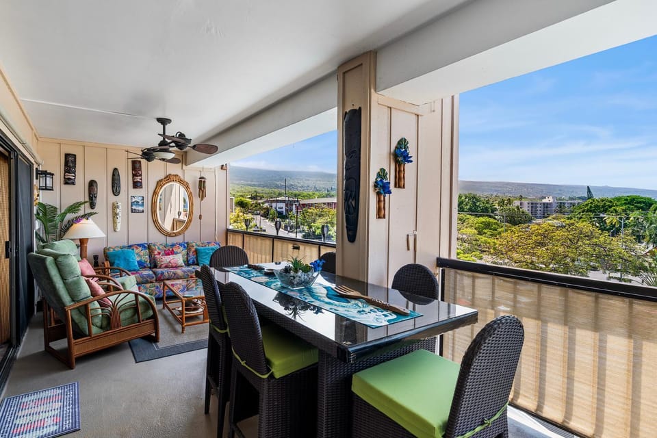 Kona Plaza#409 House in Holualoa