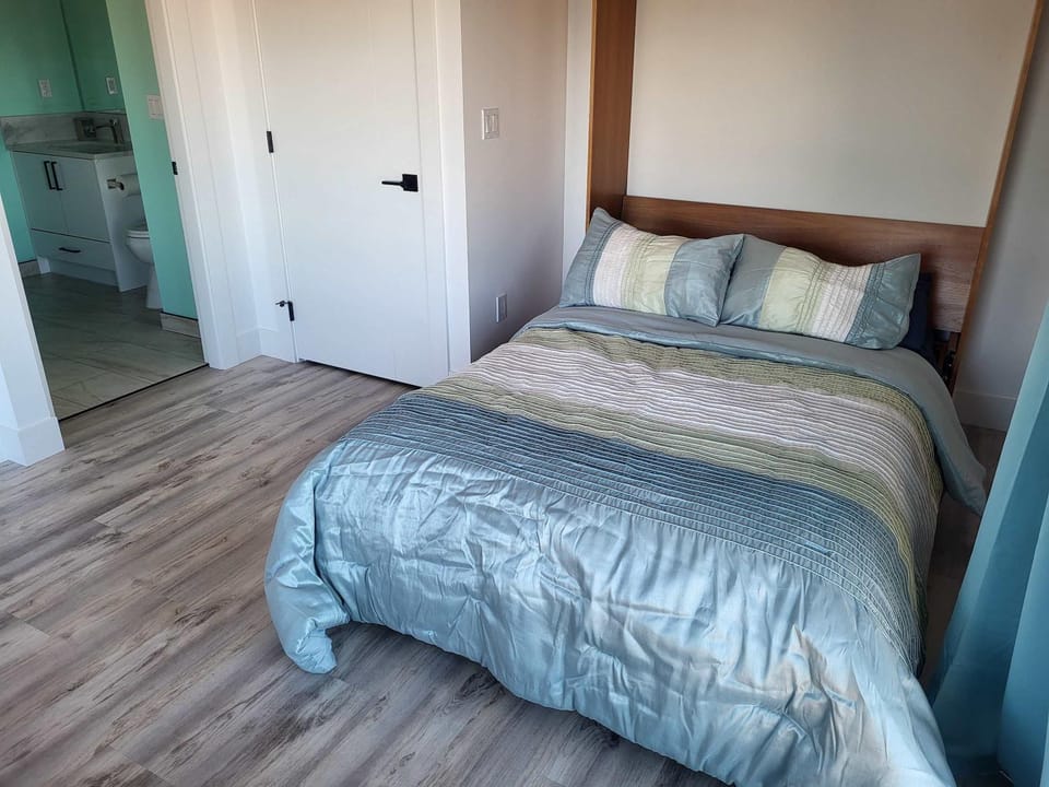 Luxury studio with incredible bay view Apartment in Birch Bay