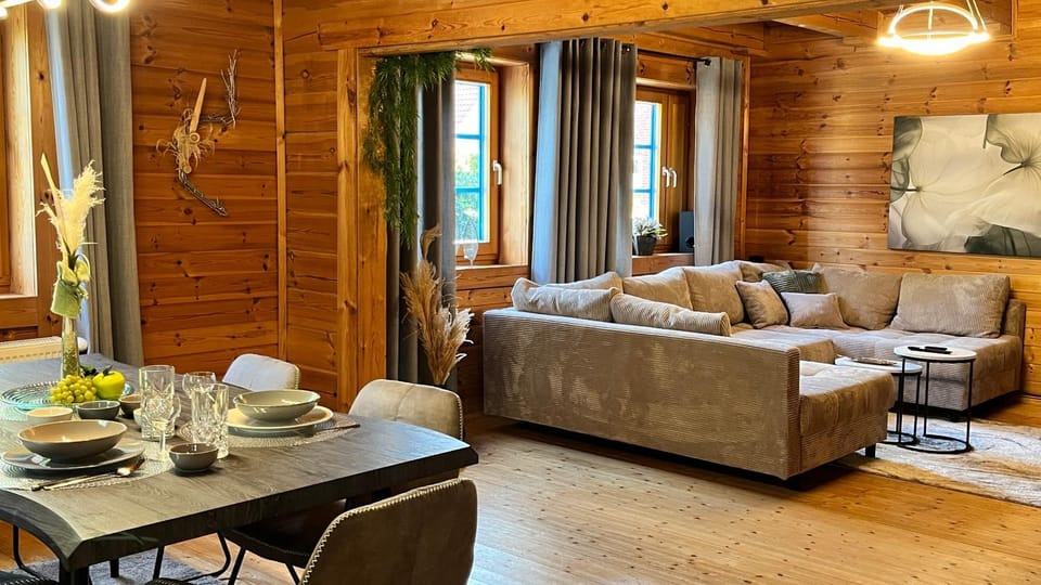 Living room, Seating area, Dining area