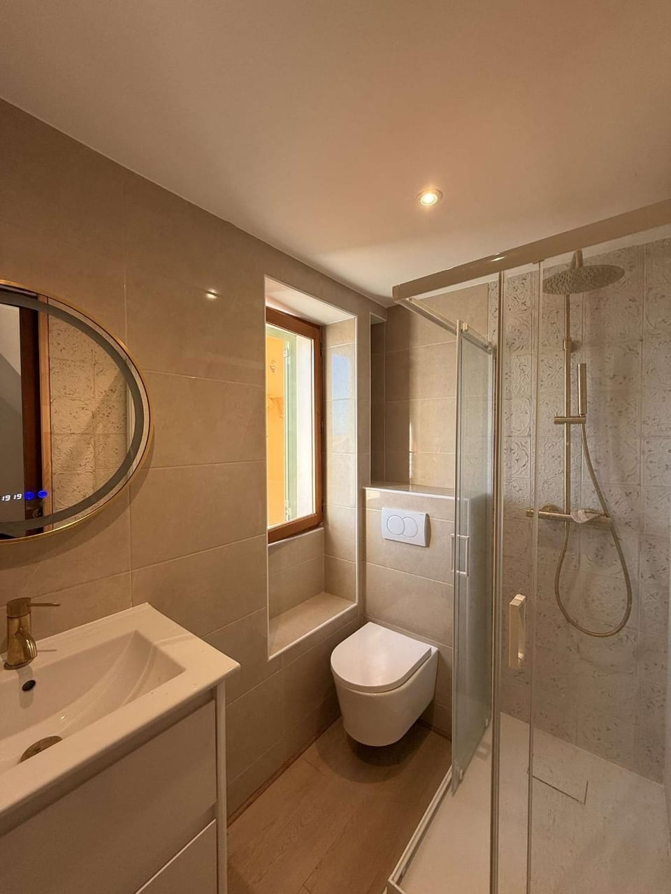La Résidence du Vieux Château - Splendide Vue Mer Apartment in Menton