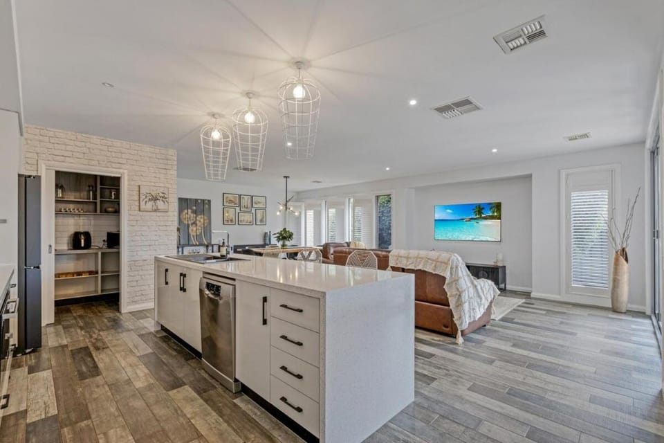 Bendigo Quiet Luxe Getaway House in Bendigo
