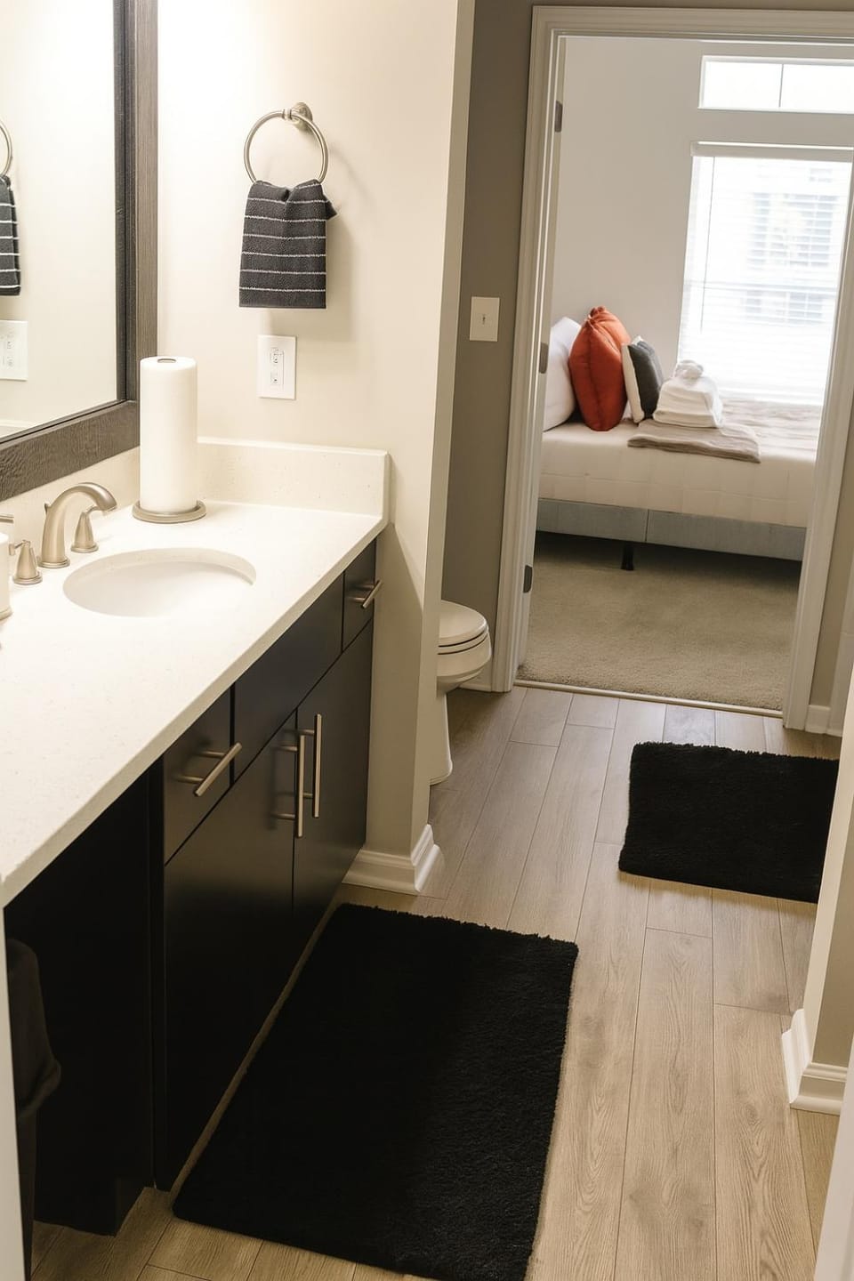 Modern Buckhead Retreat Stylish Near Lenox Apartment in Buckhead