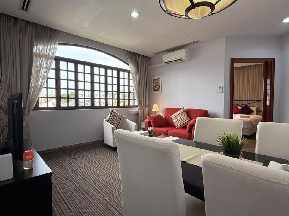 Living room, Seating area, air conditioner